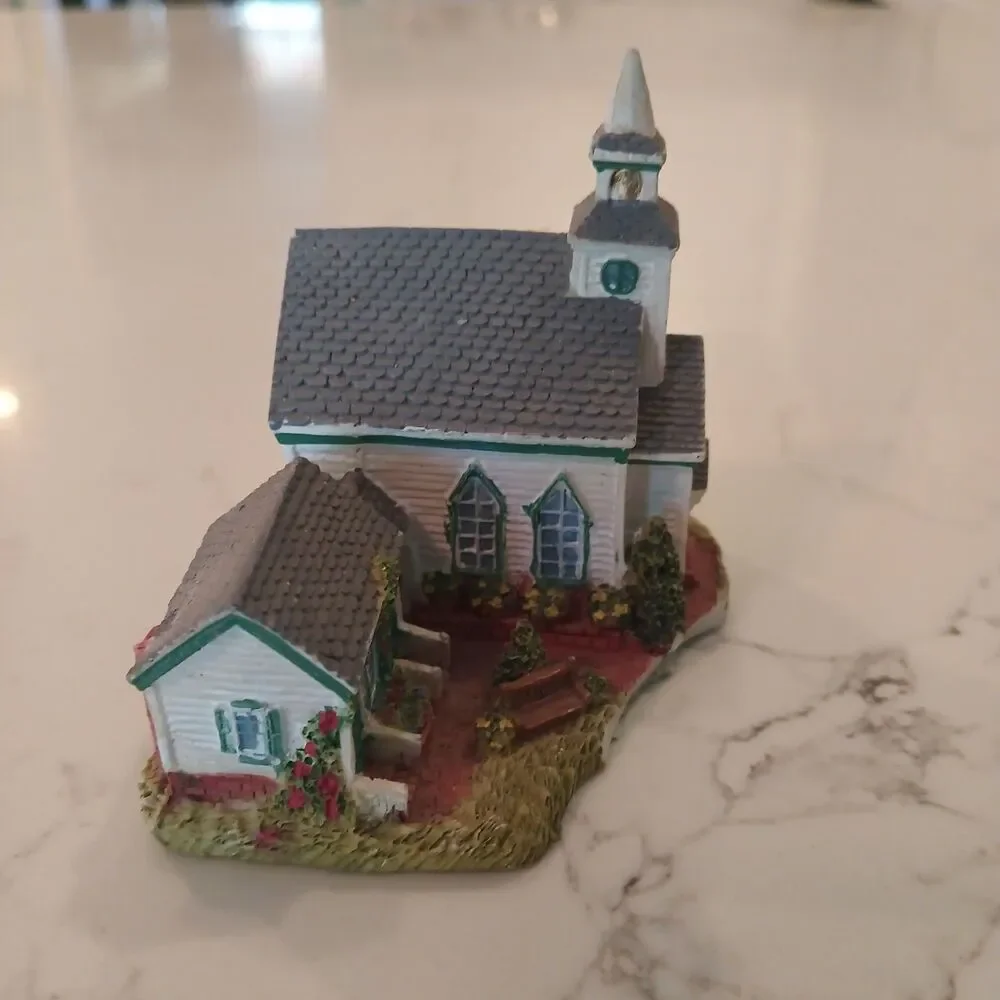1996 Liberty Falls Village Americana Collection Pioneer's Church AH108